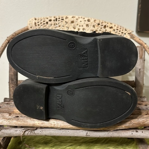 MIA EUC TODDLER SZ 8 BLACK BOOTS WITH RAINBOW ZIPPER - Picture 11 of 15